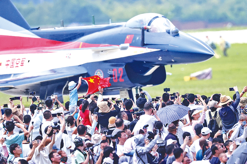 猛操在线长春航空展迎来首个公众日